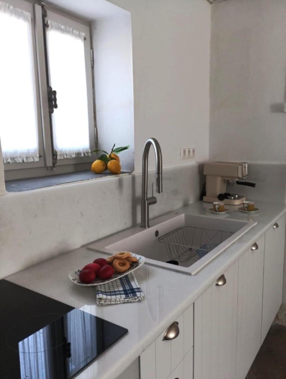 Aνεξάρτητη Παραδοσιακή Πέτρινη Κατοικία Corinth Eksteriør bilde